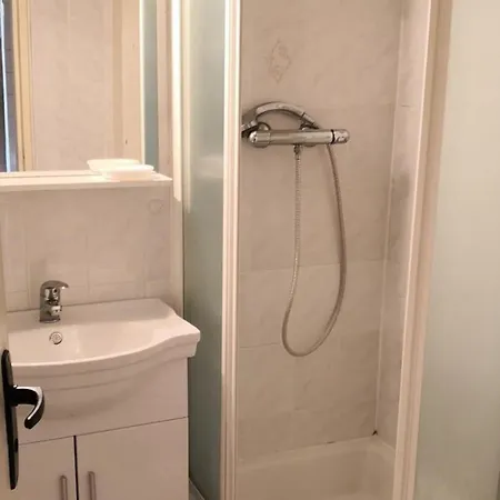 Apartmán Bright With Sea View